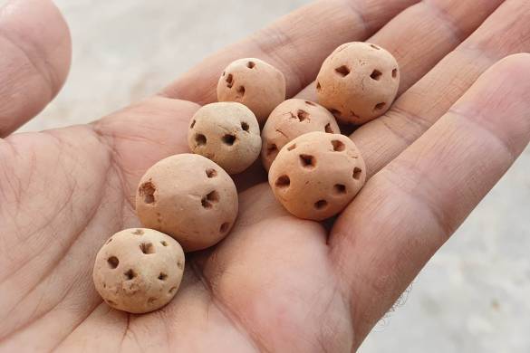 How to make clay pebbles hydroton at home